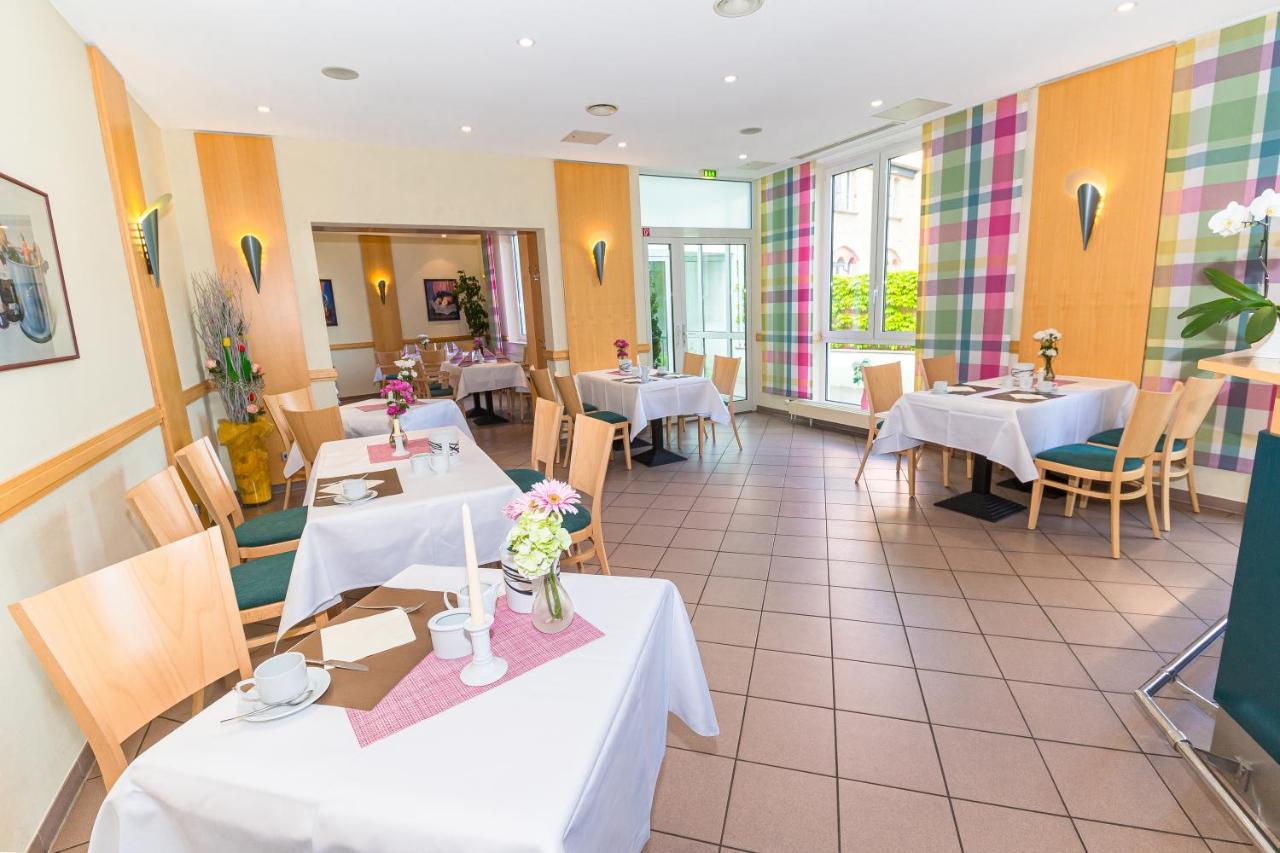 Akzent Parkhotel Trebbin Exteriör bild