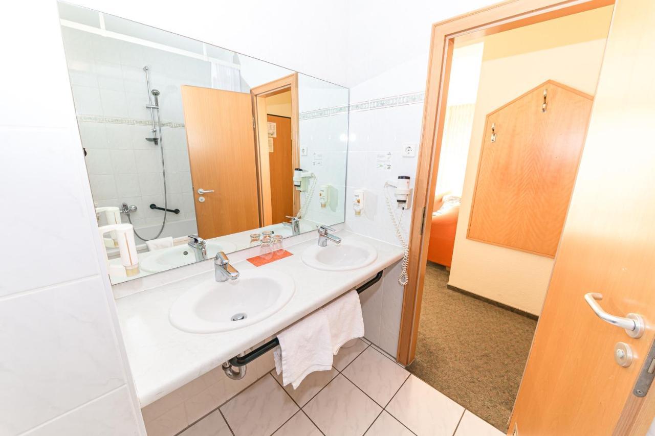 Akzent Parkhotel Trebbin Exteriör bild