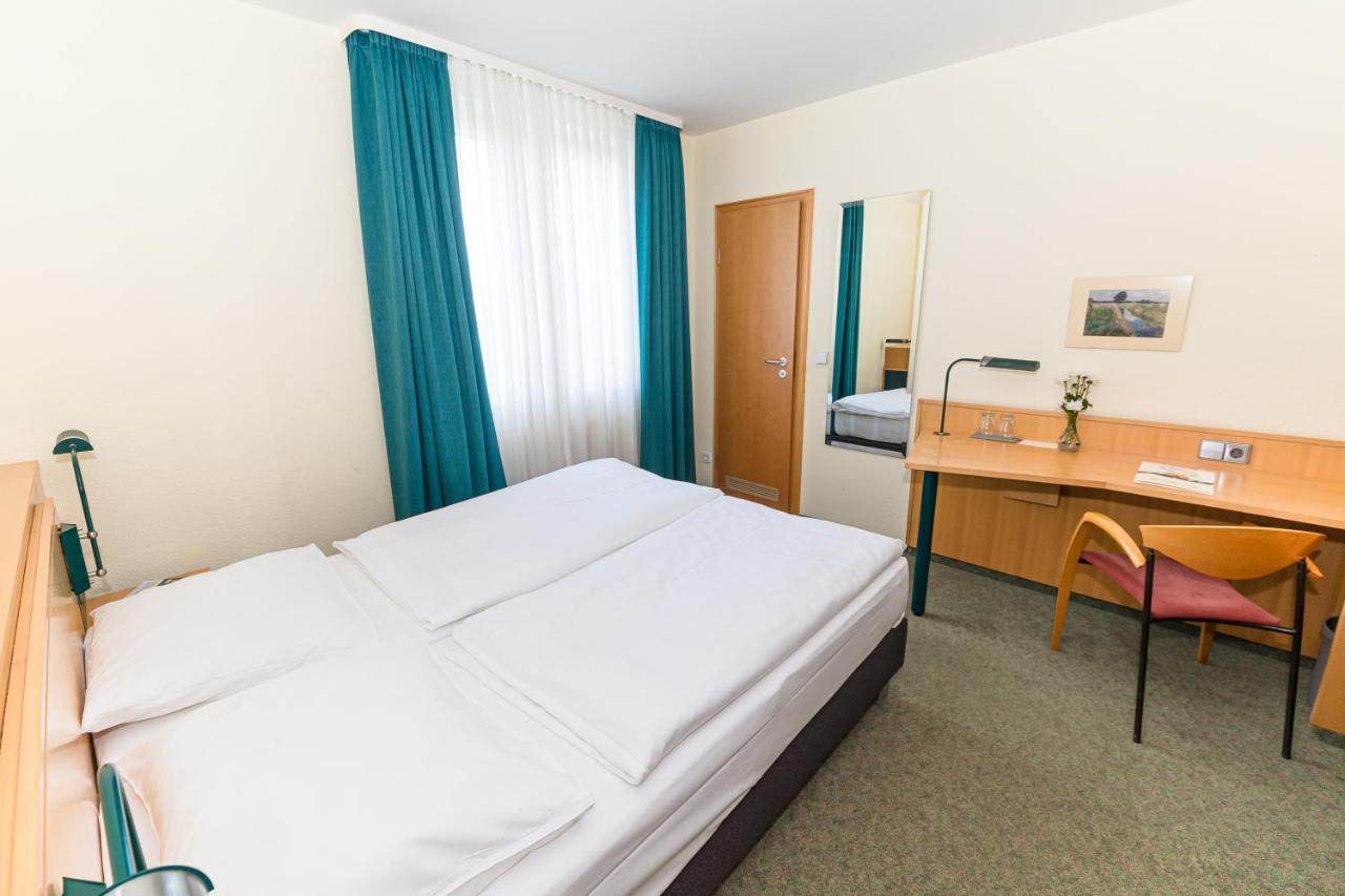 Akzent Parkhotel Trebbin Exteriör bild